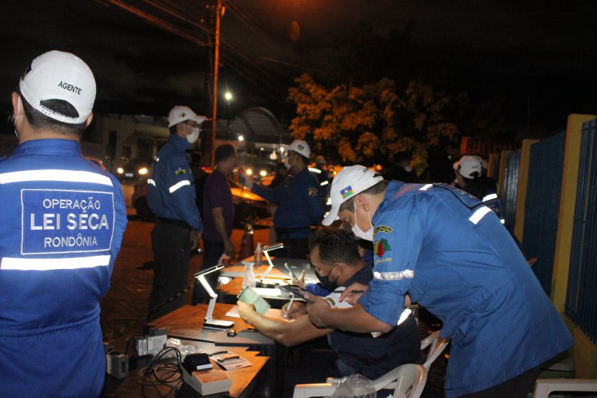 Motociclista Com Moto de Moto Taxi é Conduzido à Delegacia por Embriaguez Após Tentar Ajudar Amiga em Blitz da Lei Seca em Alta Floresta D’Oeste