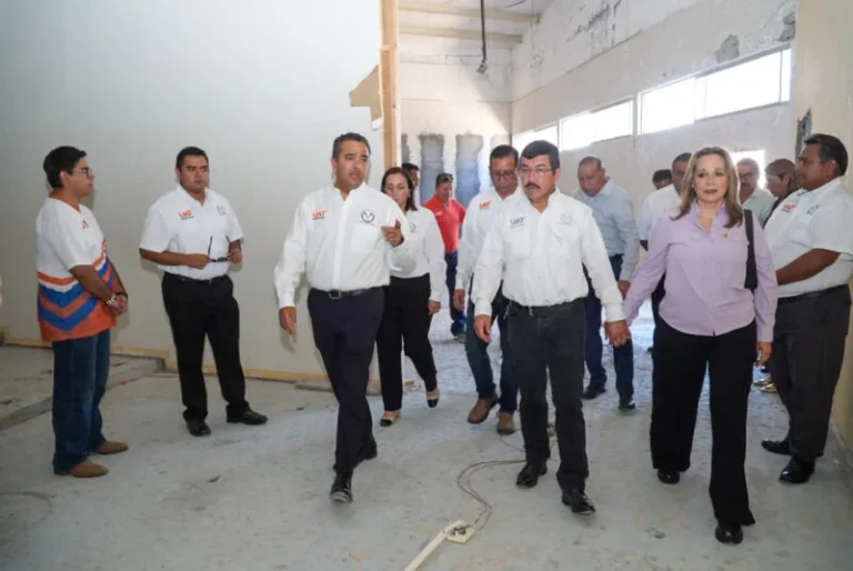 Contará la UAT con más y mejores edificios e infraestructura en Nuevo Laredo. El rector supervisó obras en la frontera