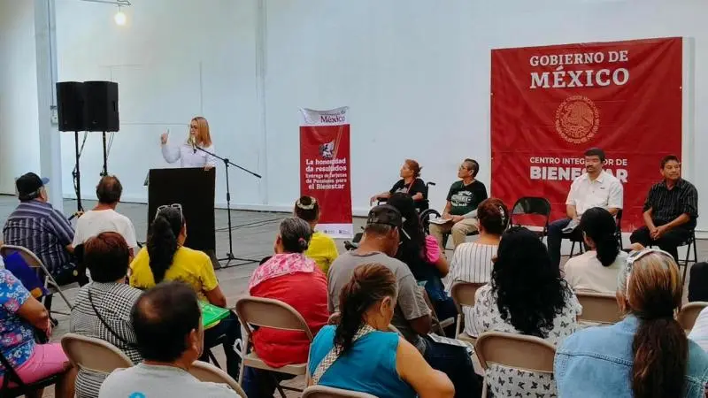 Bienestar incrementa su número de beneficiarias y beneficiarios con la entrega de tarjetas del Pensión Mujeres Bienestar y Pensión para las Personas Adultos Mayores.