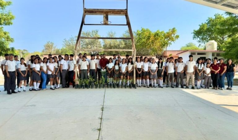 Impulsa INJUVE la conciencia ambiental con jornada de reforestación en Güémez