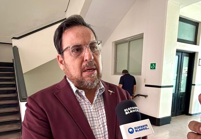 Coinciden foros estatales y regionales en prohibir el uso de celulares en escuelas: SET