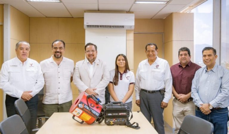 Respalda secretario de Educación a estudiante tamaulipeca que representará a México en Indonesia