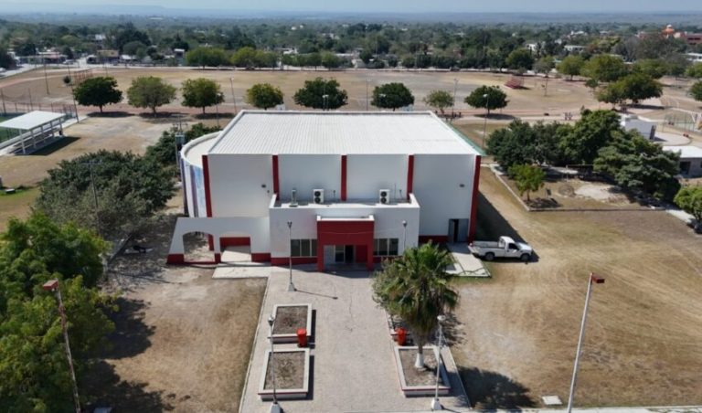 Impulsa Gobierno de Américo infraestructura social y deportiva en Soto la Marina