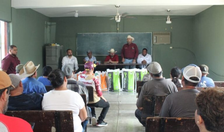 Llega apoyo nutricional a ganaderos de González
