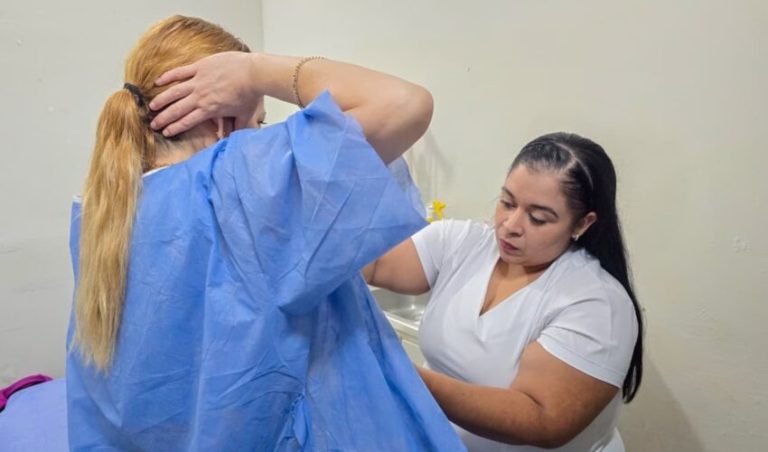 Invita SST a la Jornada de Detección Oportuna de Cáncer de Mama mediante el dispositivo iBreast Exam