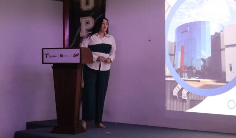 Finalizan estudiantes de la UPRR estadías profesionales