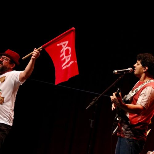 Show de humor em Macapá leva histórias de ribeirinhos da Amazônia para o teatro