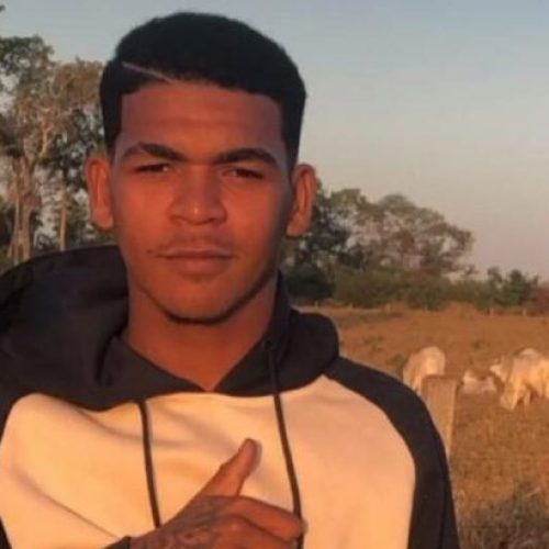 Corpo de jovem de 18 anos é ‘jogado’ em matagal em bairro de Vilhena